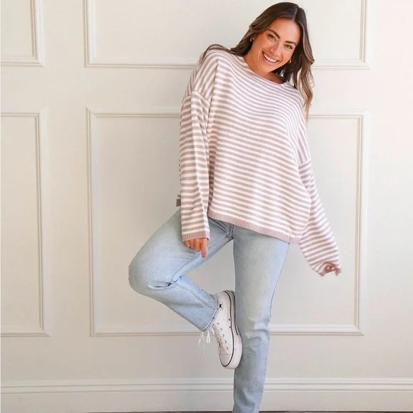 Carly Jean Los Angeles Wesley Sweater RARE - Picture 5 of 5